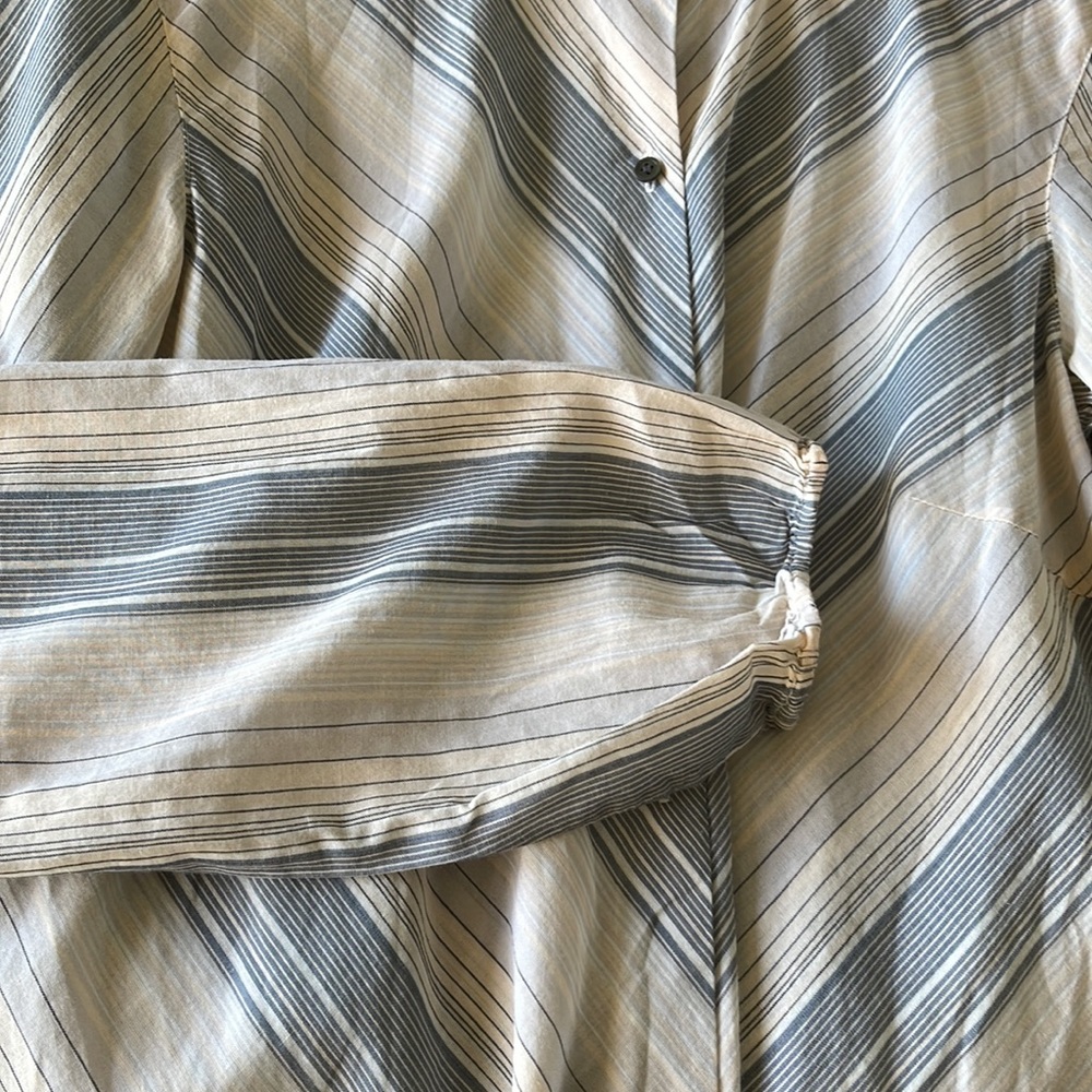 J.Crew Button Down Shirt - image 6
